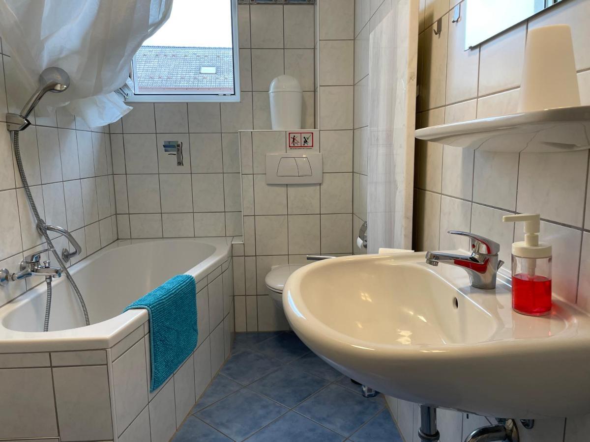 Altstadt Naehe 7 Min Fussweg Ueber Alte Maibruecke Zu Pension Mit Balkon & Garten, Ideal For Long Stay, Relocation أوكسنفورت المظهر الخارجي الصورة